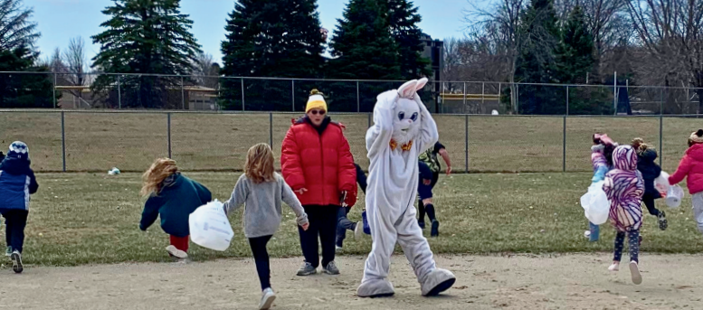 AMVETS Auxiliary Hosts Successful Easter Egg Hunt